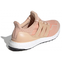 Кроссовки Adidas Ultra Boost бежевые